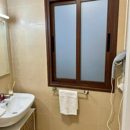 En Lumbreras-alameda * סביליה